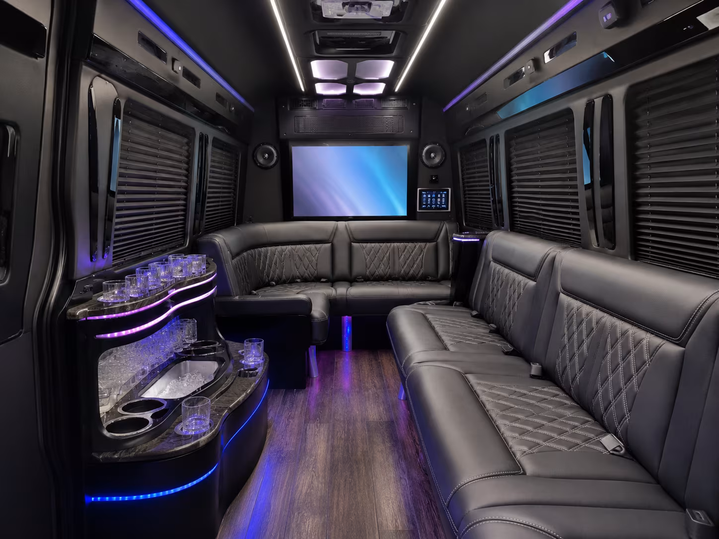 bus rental options for yuba city trips
