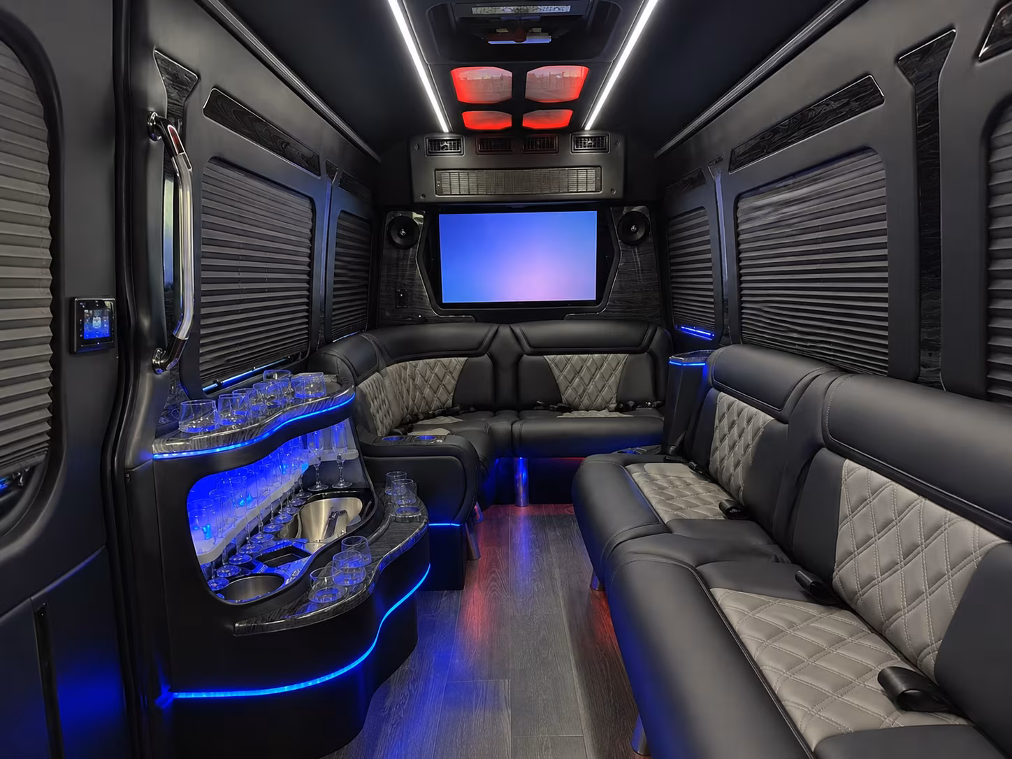 find wedding shuttles and private event buses around yuba city