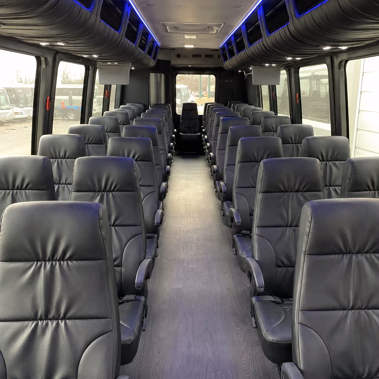 minibuses and charter buses for large yuba city prom groups