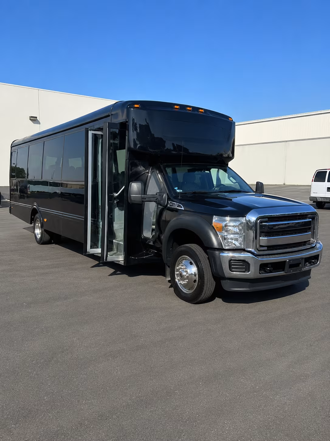 party buses for yuba city and river valley high school prom nights